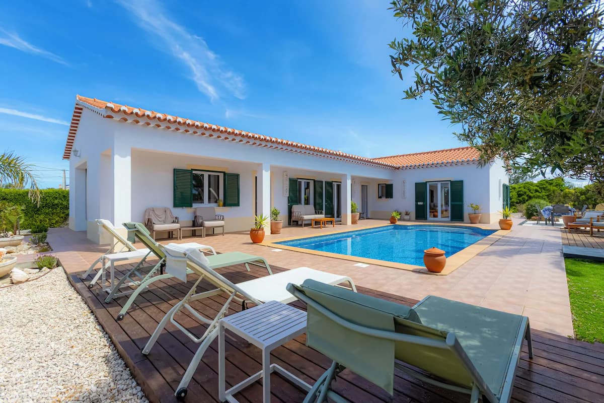 Rustic Chic Villa solar heated pool five minutes beach Lagos Algarve