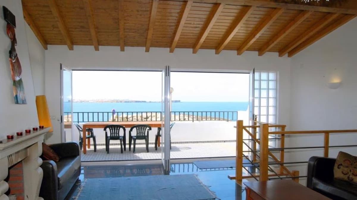 Macadi House Baleal beachfront Peniche