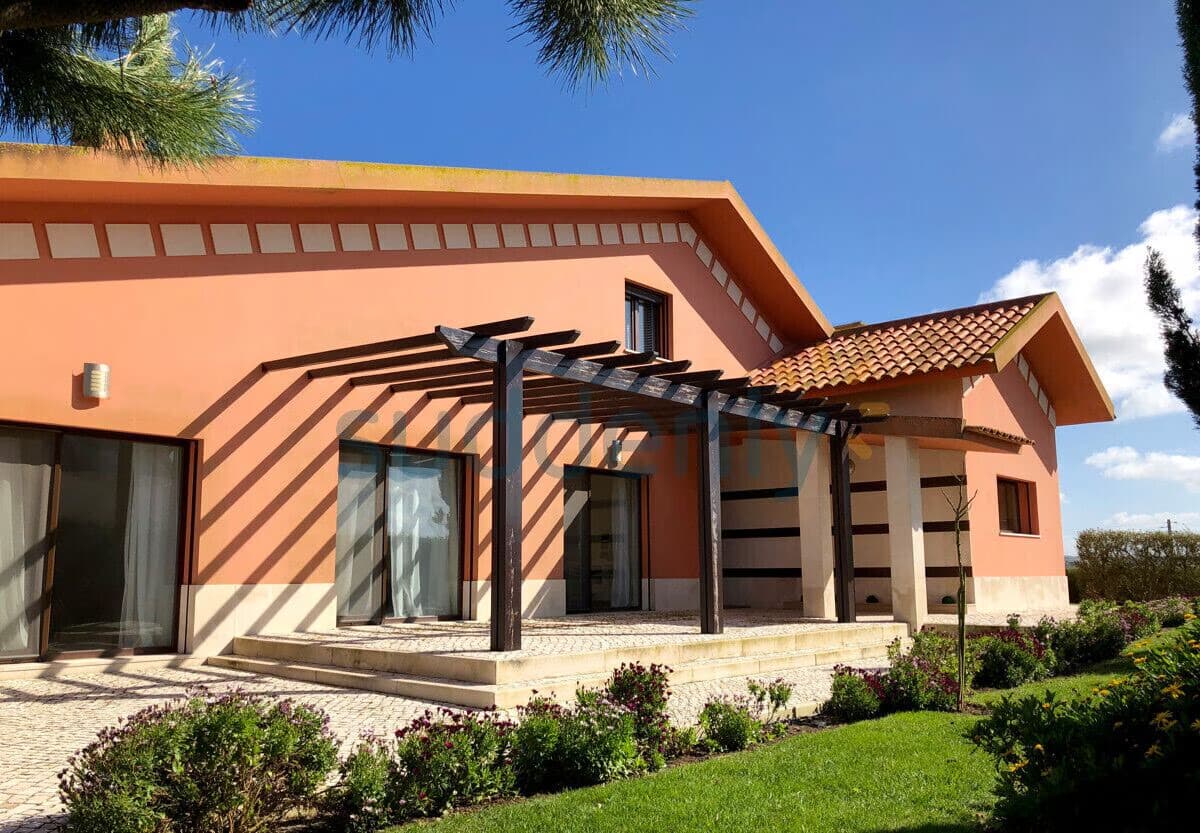 Villa Oliveira 4 bedroom countryside close to Baleal Peniche