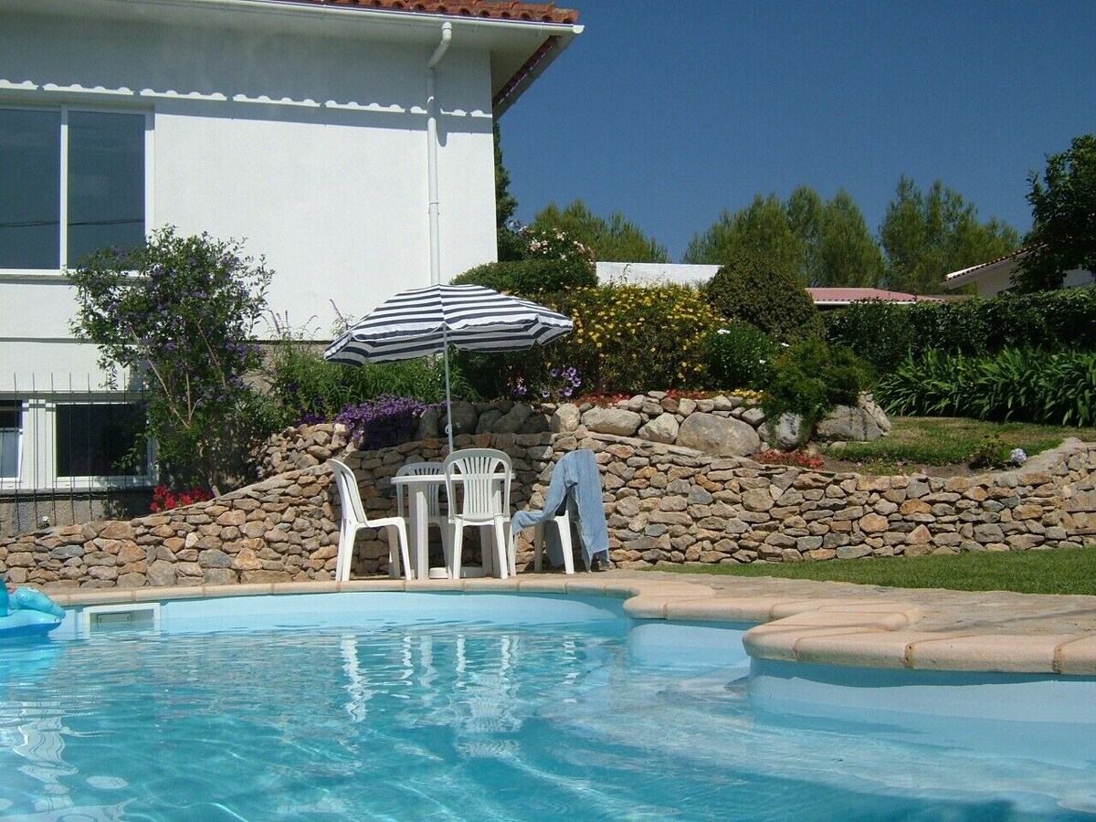 Sintra villa heated pool near beaches open view